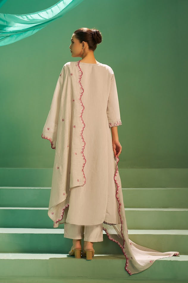 Naqsh Kurta Set