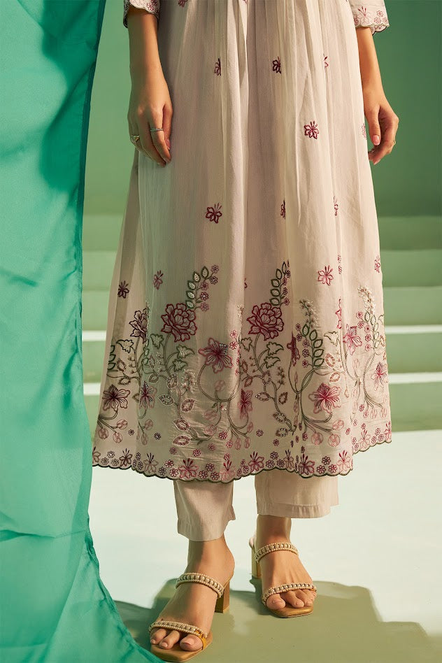 Naqsh Kurta Set