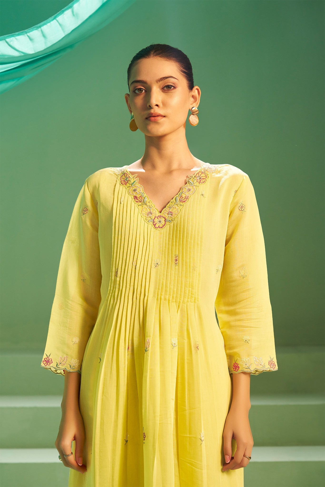 Gulnaar Kurta Set