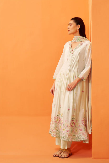 Bahaar Kurta Set