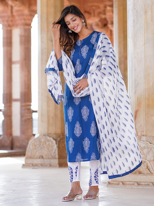 Dhiyona KL Paisley Printed Round Neck Straight Kurta With Trousers And Dupatta