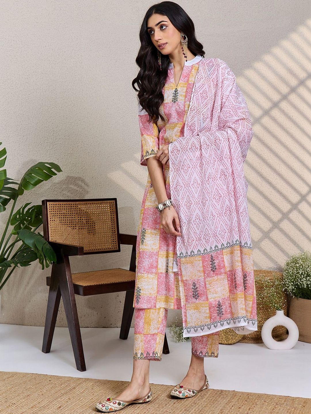 Dhiyona IE Women Printed Regular Pure Cotton Kurta with Trousers & With Dupatta