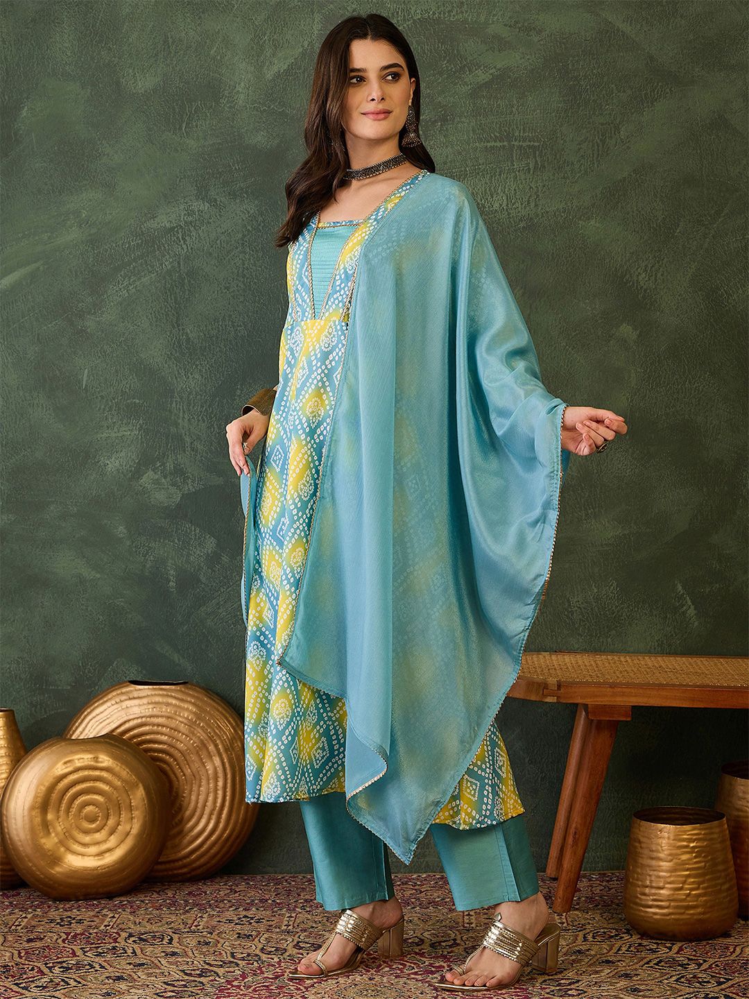 Dhiyona KL Women Printed A-Line Kurta Set