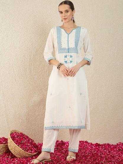 Women Ethnic Motifs Embroidered Regular Thread Work Pure Cotton Kurta with Trousers & With Dupatta