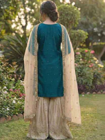 Dhiyona KL Women Floral Embroidered Regular Thread Work Kurta with Sharara & With Dupatta
