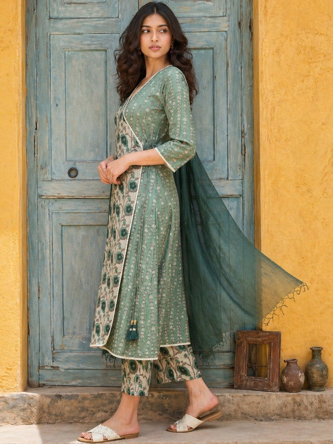 Printed Pure Cotton V-Neck Kurta & Trousers With Dupatta