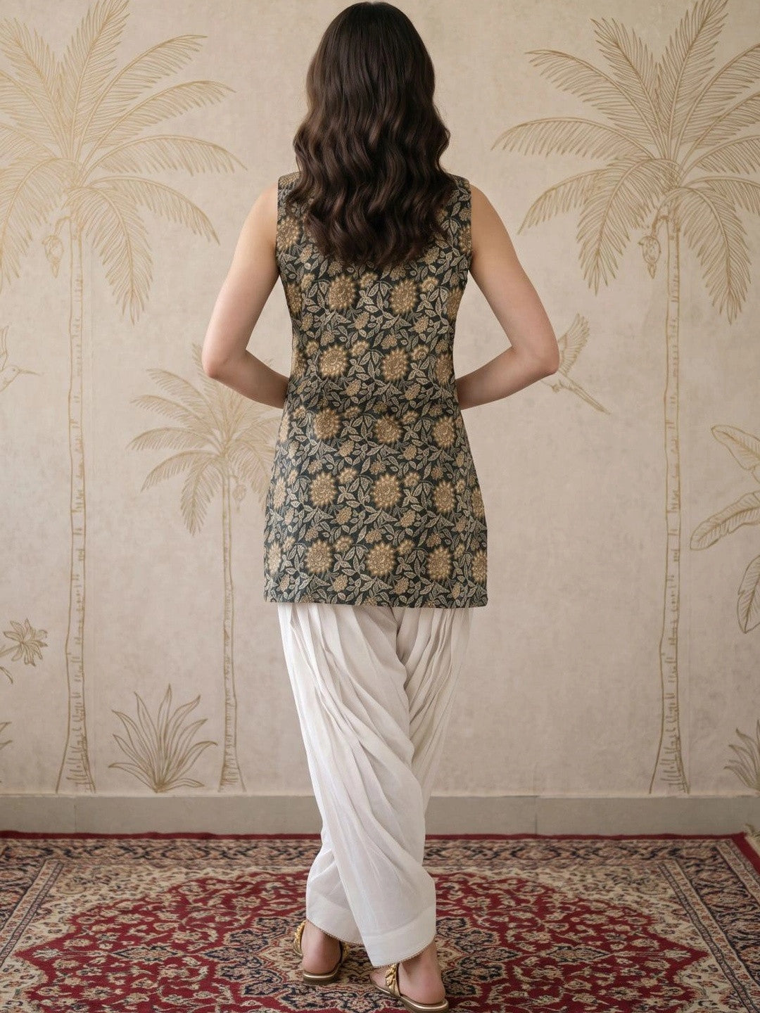 Women Floral Printed Regular Pure Cotton Kurta with Patiala