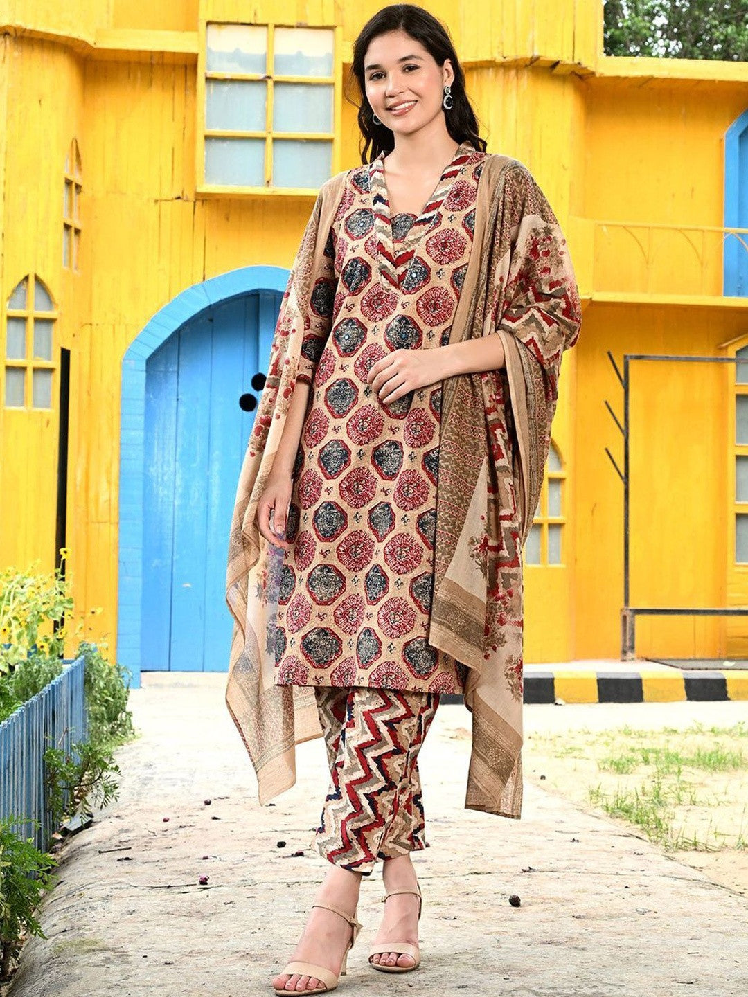 Women Ethnic Motifs Printed Regular Pure Cotton Kurta with Trousers & With Dupatta