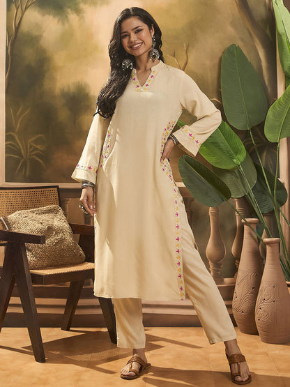 Mandarin Collar Thread Work Straight Kurta With Trouser