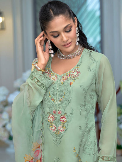 Women Floral Embroidered Thread Work Kurta with Trousers & Dupatta