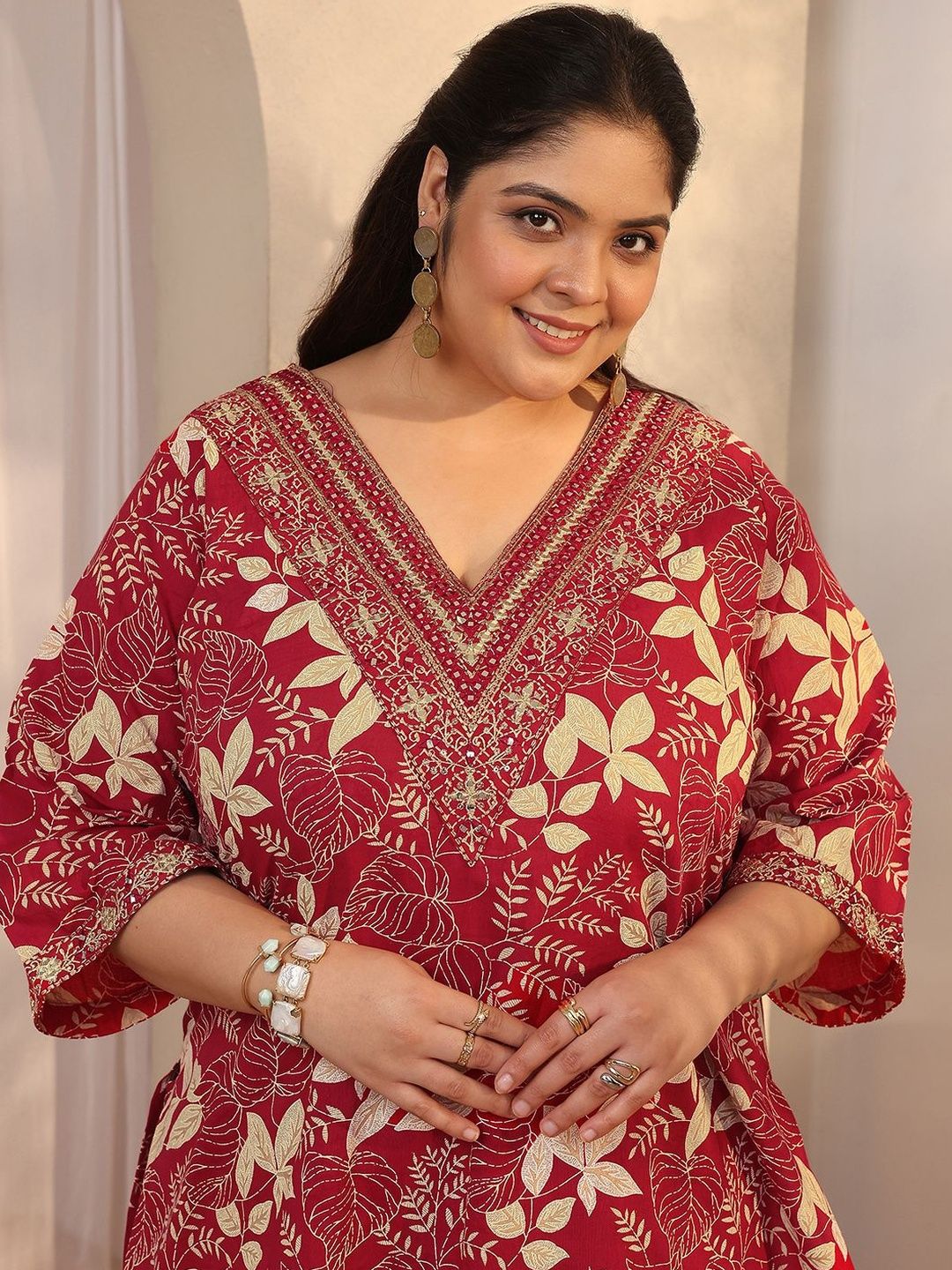 Dhiyona Women's Plus Size Floral Printed Kurta with Trousers & With Dupatta