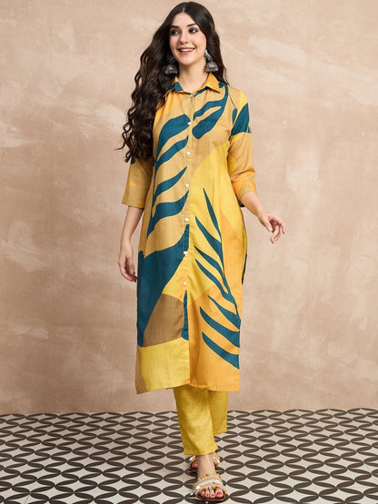 Abstract Printed Shirt Collar Straight Kurta With Trousers