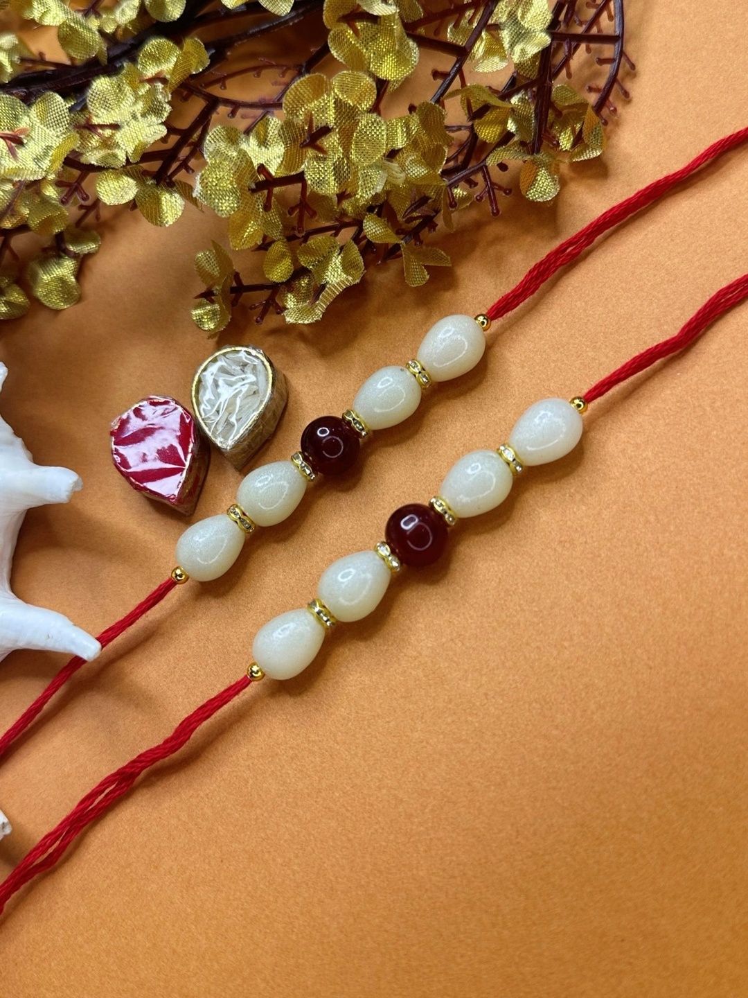 Dhiyona Rakhi
