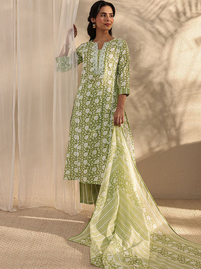 Women Floral Printed Regular Kurta with Trousers & With Dupatta
