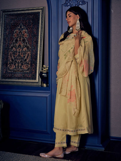 Dhiyona CH Women Floral Embroidered Pleated Sequinned A-Line Kurta with Trousers & Dupatta