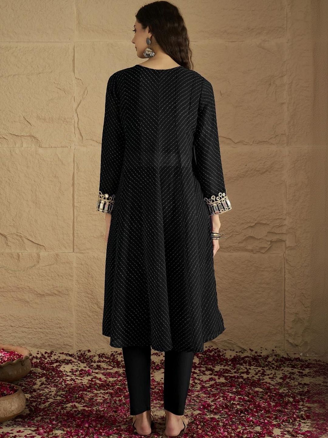 Black Abstract Printed Panelled Square Neck Georgette Straight Kurta With Trousers