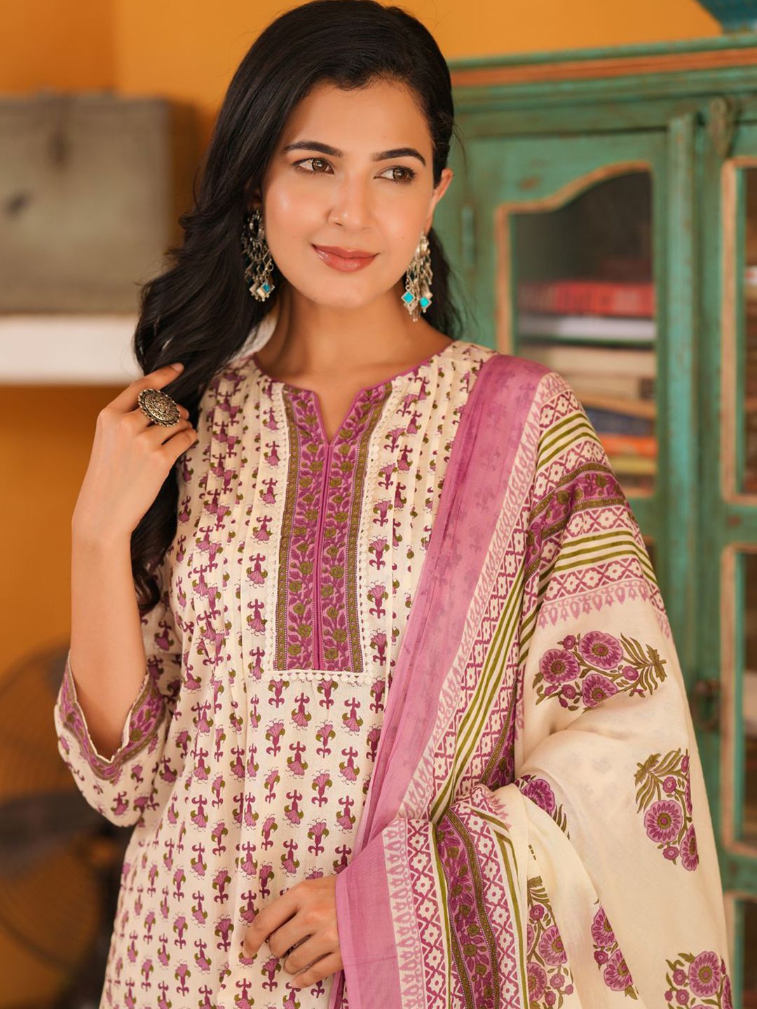 Dhiyona RR Women's Ethnic Motifs Printed Pure Cotton Kurta with Trousers & Dupatta