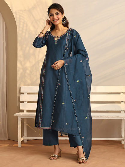 Women Ethnic Motifs Embroidered Regular Thread Work Kurta with Trousers & With Dupatta