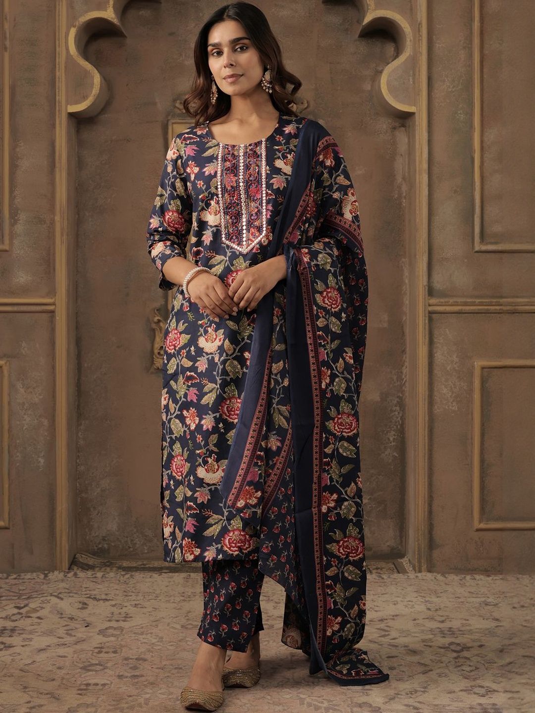 Dhiyona IE Floral Printed Round Neck Straight Kurta With Trousers & Dupatta