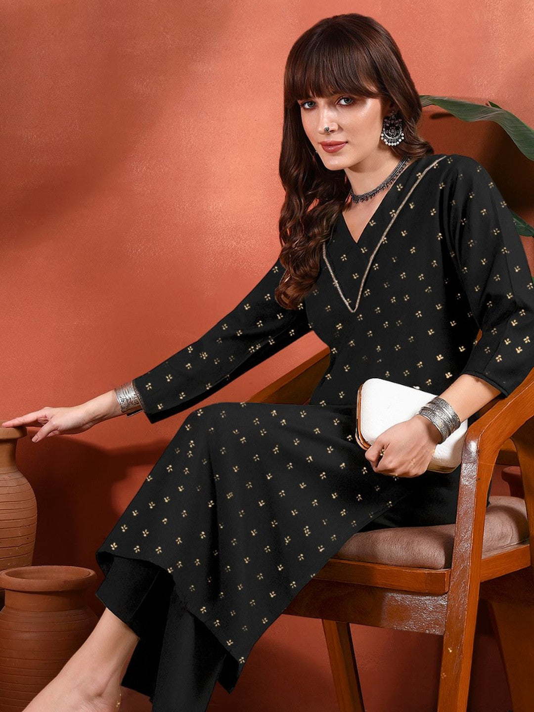Women Ethnic Motifs Printed Regular Kurta with Trousers
