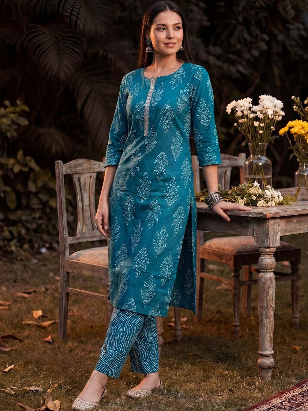 Women Ethnic Motifs Printed Regular Thread Work Linen Kurta with Trousers & With Dupatta
