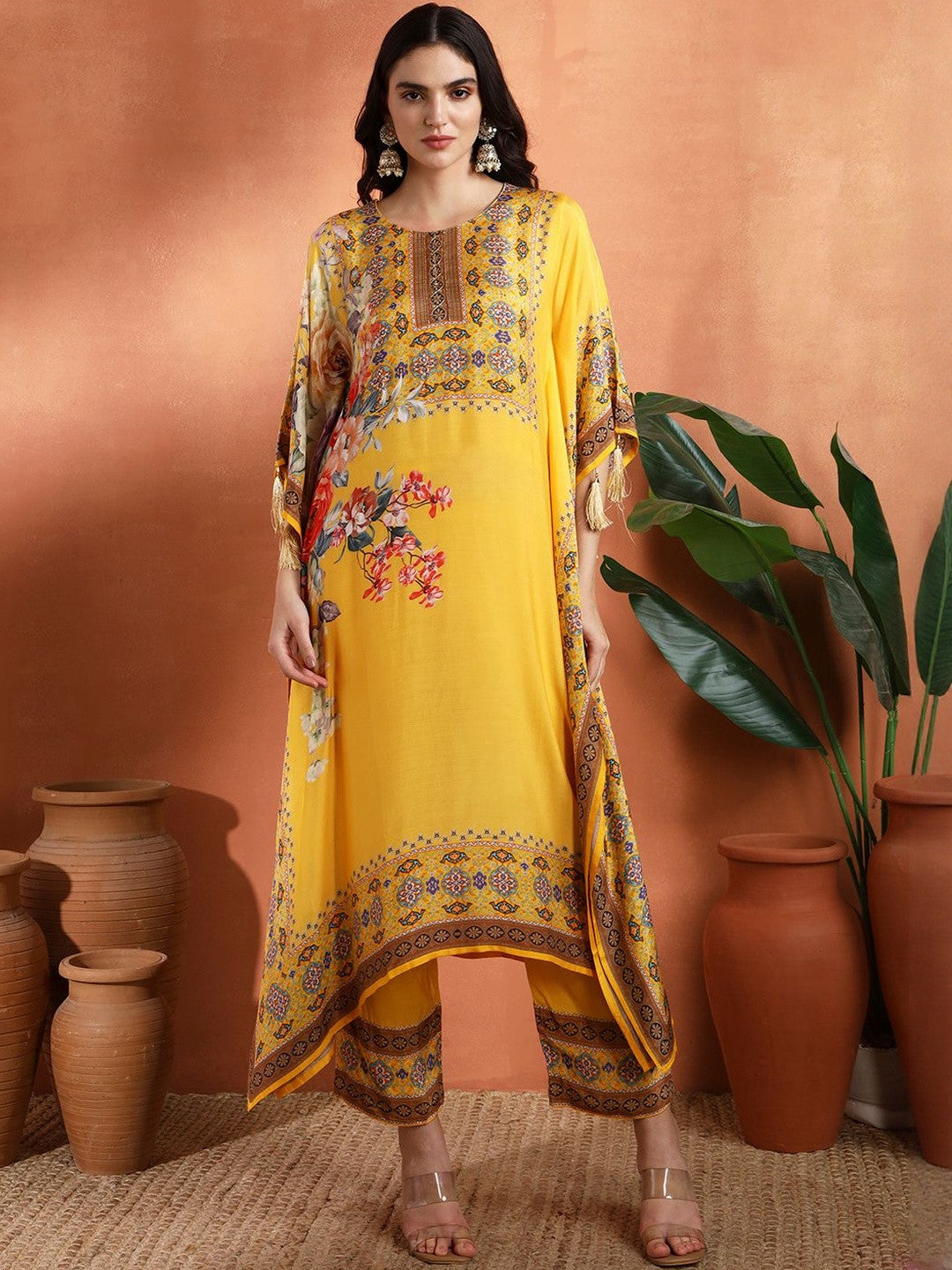 Floral Printed Round Neck Kaftan Kurta With Trousers