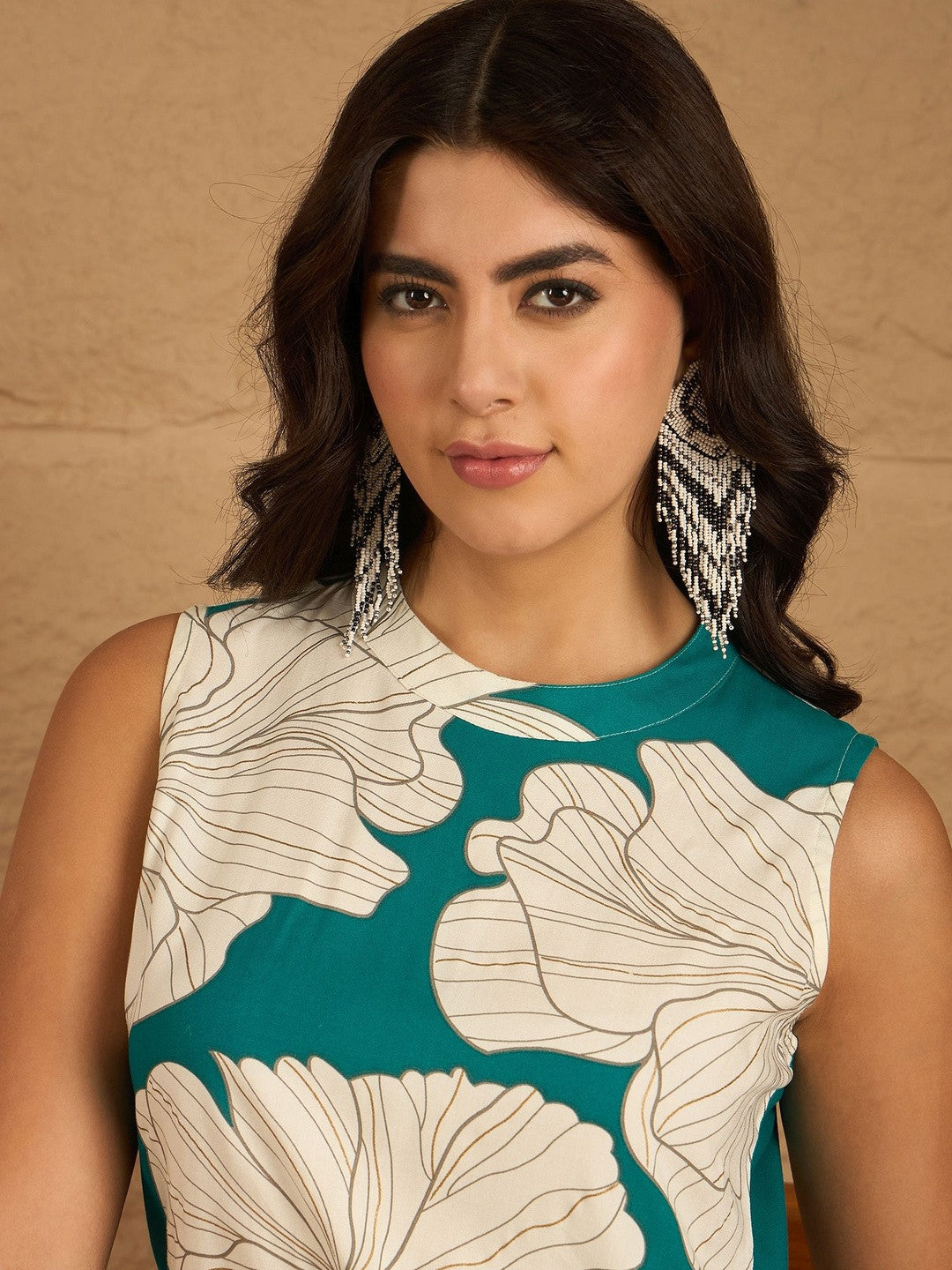 Floral Printed Round Neck Kurta & Trousers