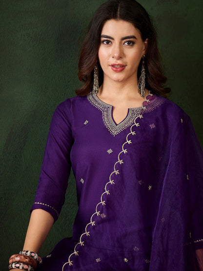 Dhiyona SN Women's Floral Embroidered Three-Quarter Sleeves Straight Kurta & Trouser & Dupatta