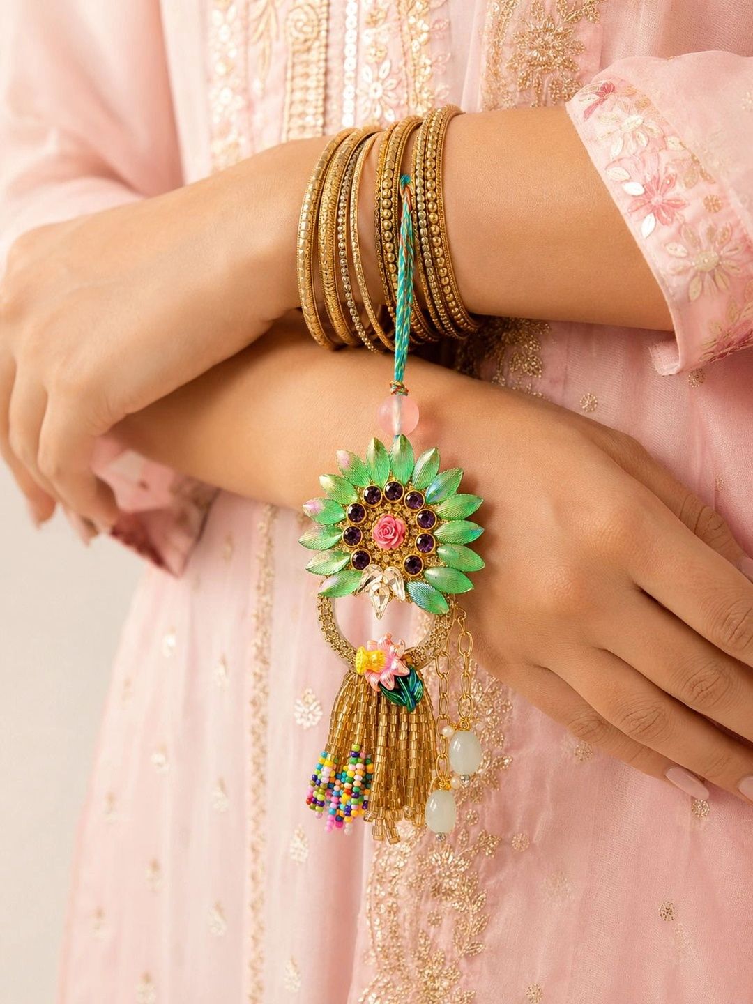 Dhiyona Rakhi
