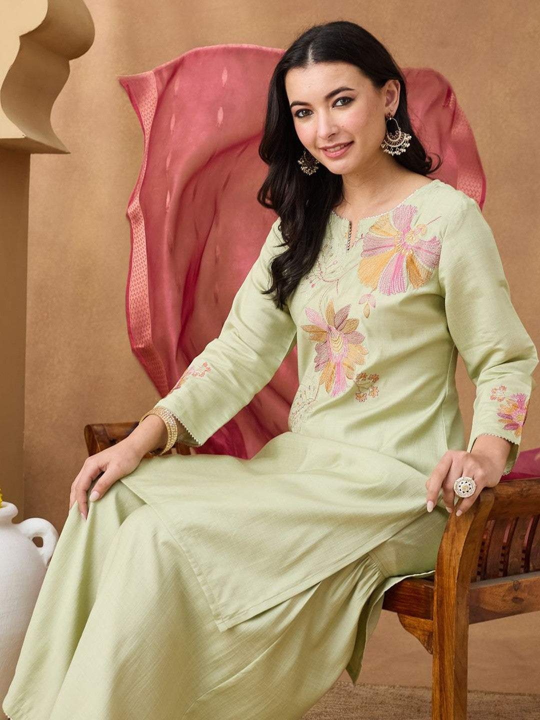 Embroidered Round Neck Kurta & Trousers With Dupatta