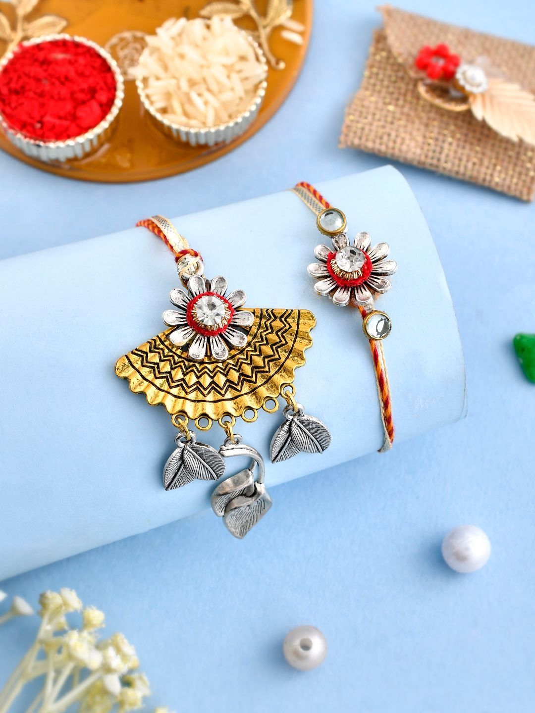 Dhiyona Rakhi