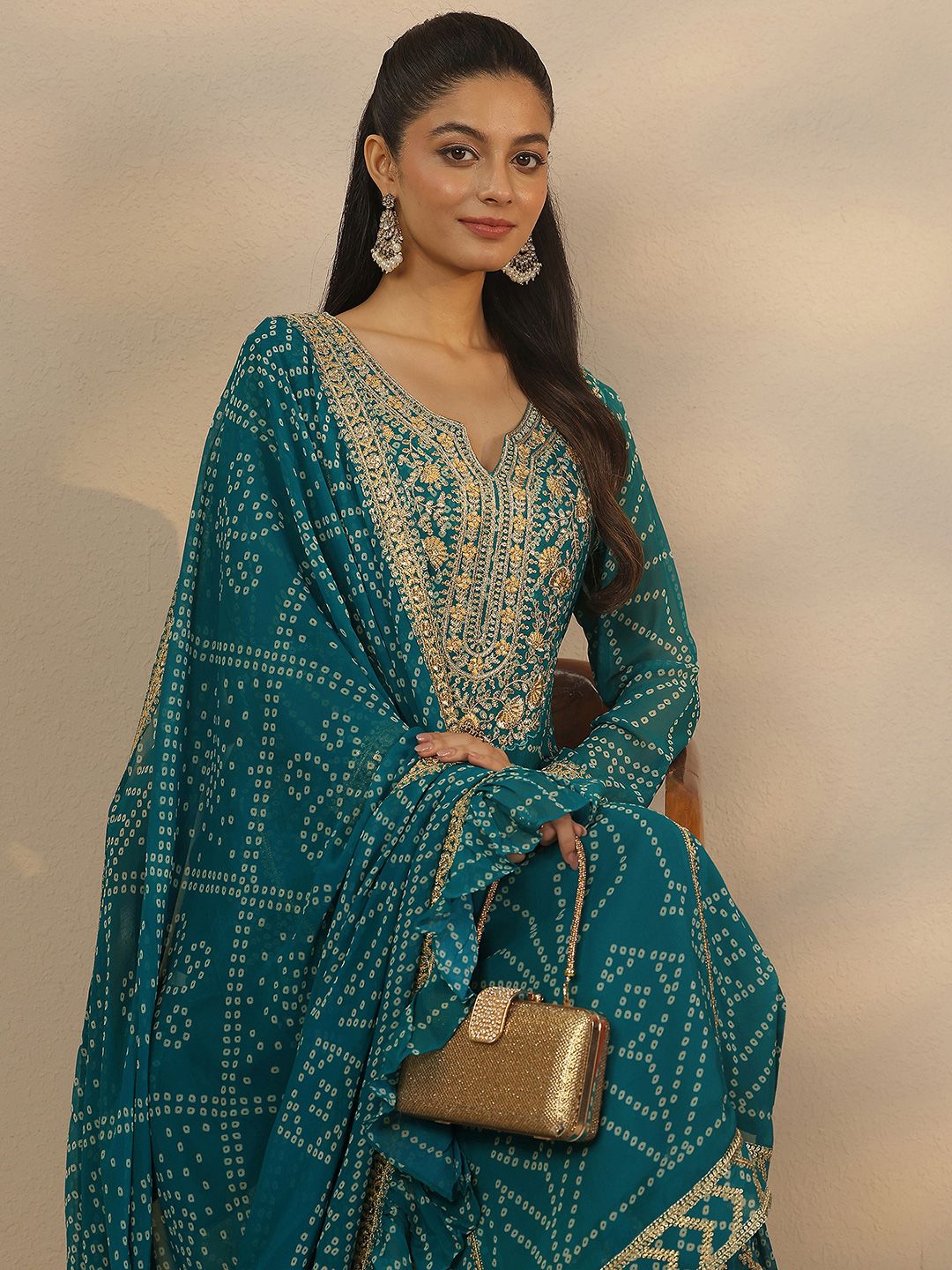Dhiyona LL Women Ethnic Motifs Embroidered Regular Kurta with Palazzos & With Dupatta