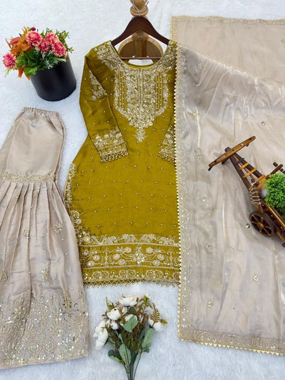 Dhiyona KL Women Ethnic Motifs Embroidered Regular Thread Work Kurta with Sharara & With Dupatta