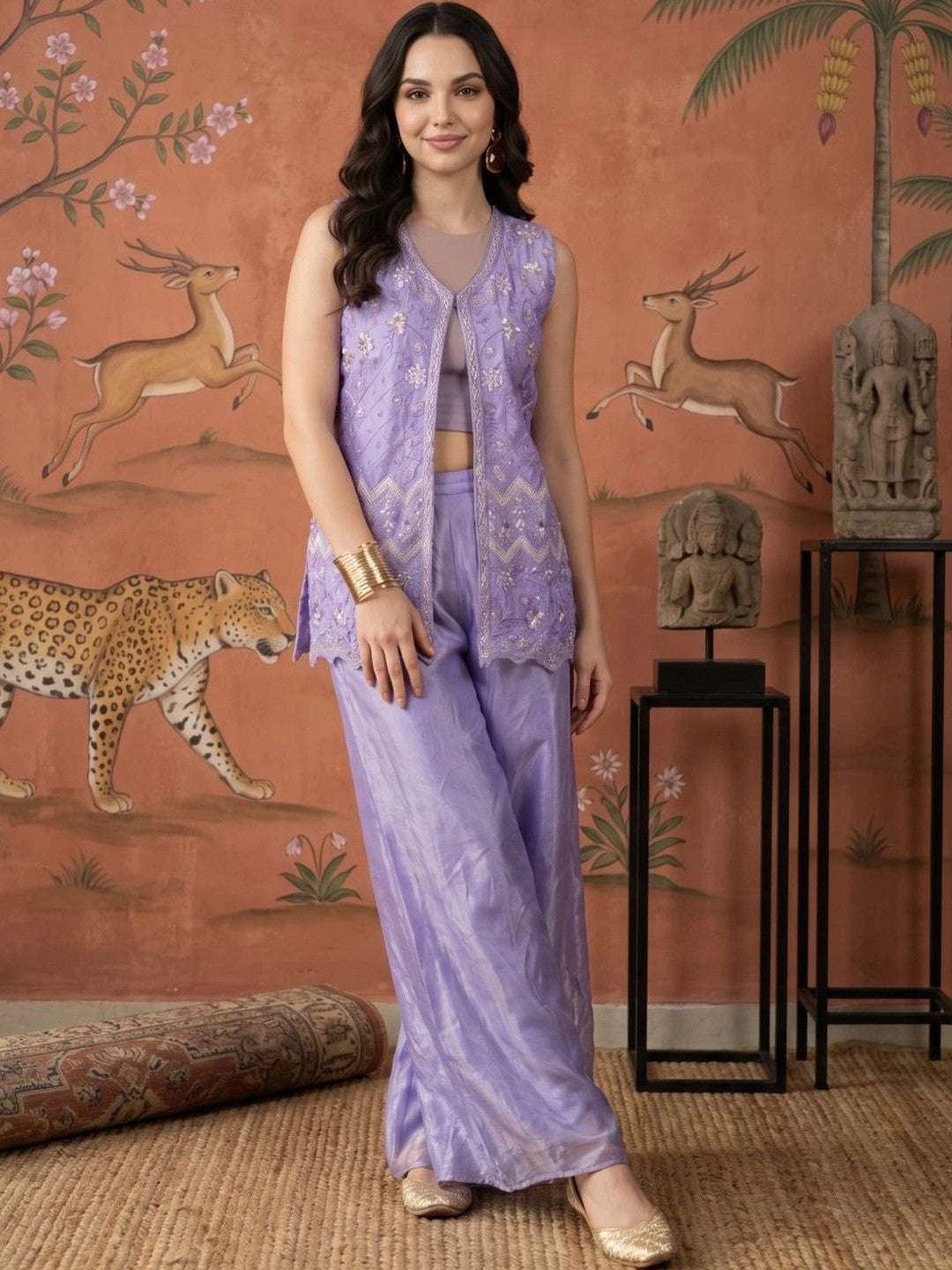 Women Ethnic Motifs Embroidered Regular Thread Work Kurta with Palazzos