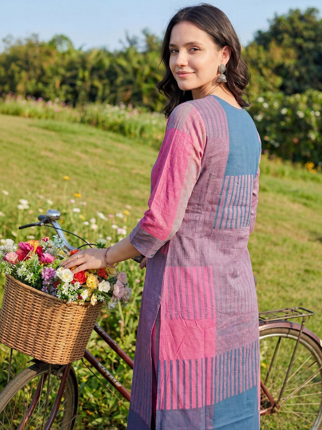 Women Printed Regular Beads and Stones Pure Cotton Kurta with Trousers