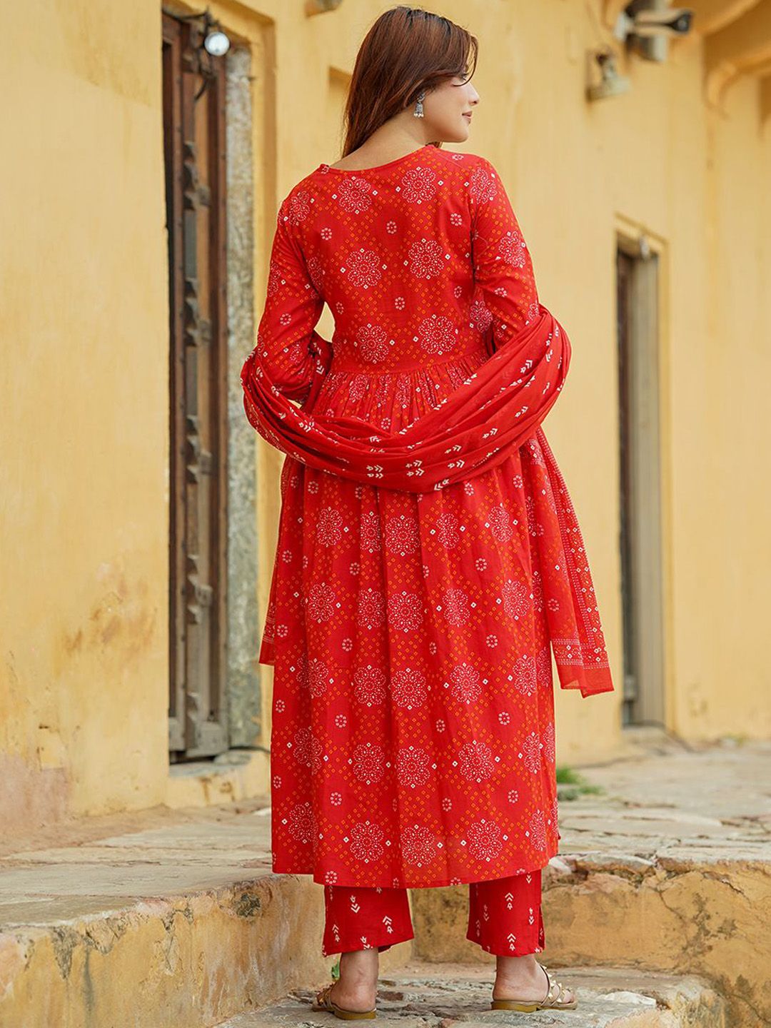 Dhiyona KL Bandhani Printed Thread Work Pure Cotton A-Line Kurta With Trousers & Dupatta