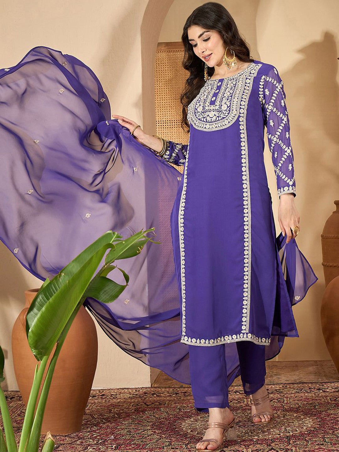 Women Floral Embroidered Kurta with Trousers & Dupatta