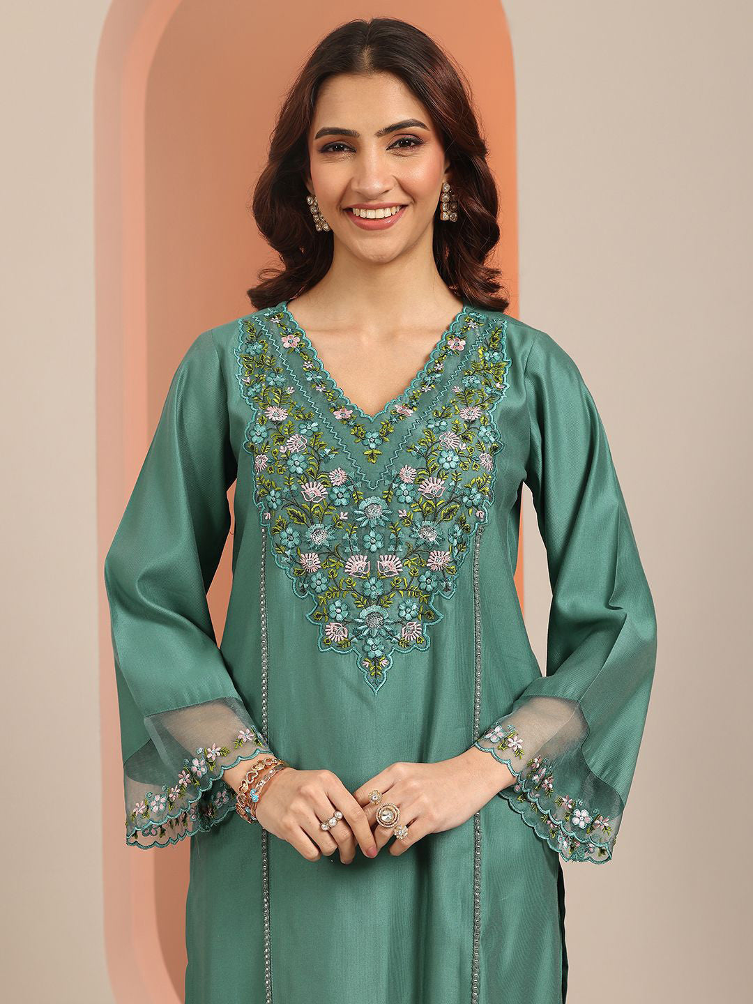 Women Woven Design Embroidered Kurta with Trousers & Dupatta