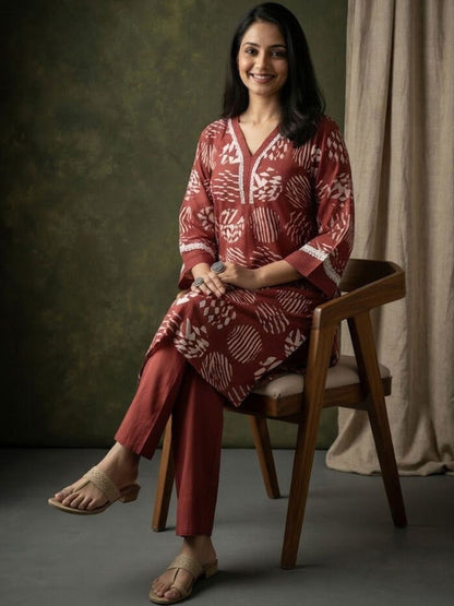 Printed V-Neck Kurta & Trousers