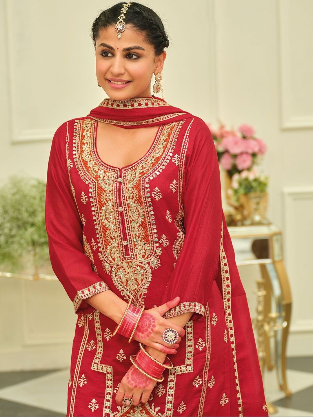Dhiyona IE Women Ethnic Motifs Embroidered Regular Kurta with Palazzos & With Dupatta