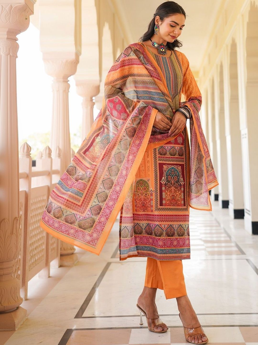 Dhiyona KL Women Ethnic Motifs Printed Regular Kurta with Trousers & With Dupatta