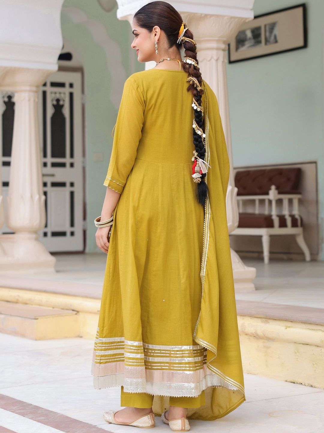 Dhiyona RR Women's Floral Pure Cotton Kurta with Trousers & With Dupatta