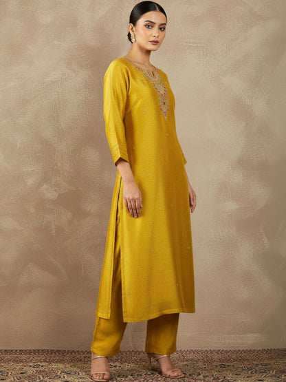 Dhiyona VA Women Regular Thread Work Kurta with Palazzos & With Dupatta