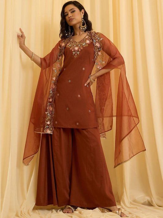 Dhiyona CH Floral Embroidered Regular Thread Work Kurta with Palazzos & Cape Dupatta