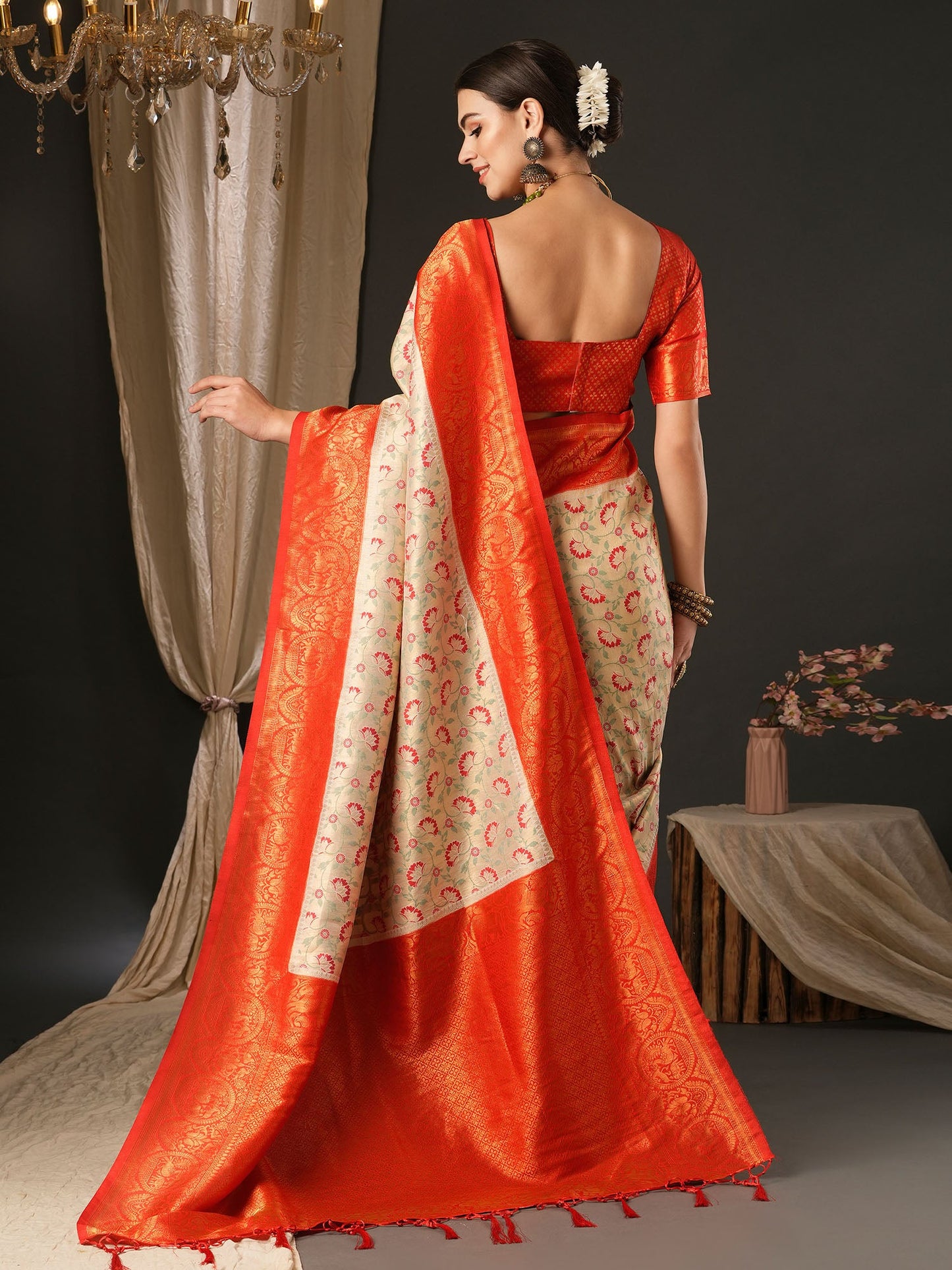 Women's Silk Blend Red Woven Design Designer Saree With Blouse Piece