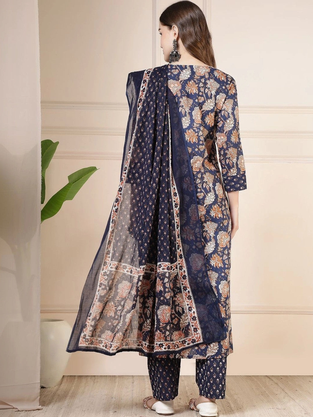 Women Floral Printed Regular Pure Cotton Kurta with Trousers & With Dupatta
