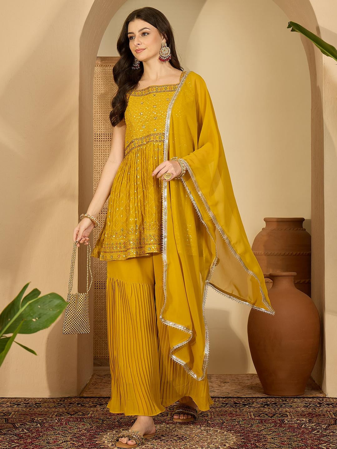 Women Yellow Kurta Sets