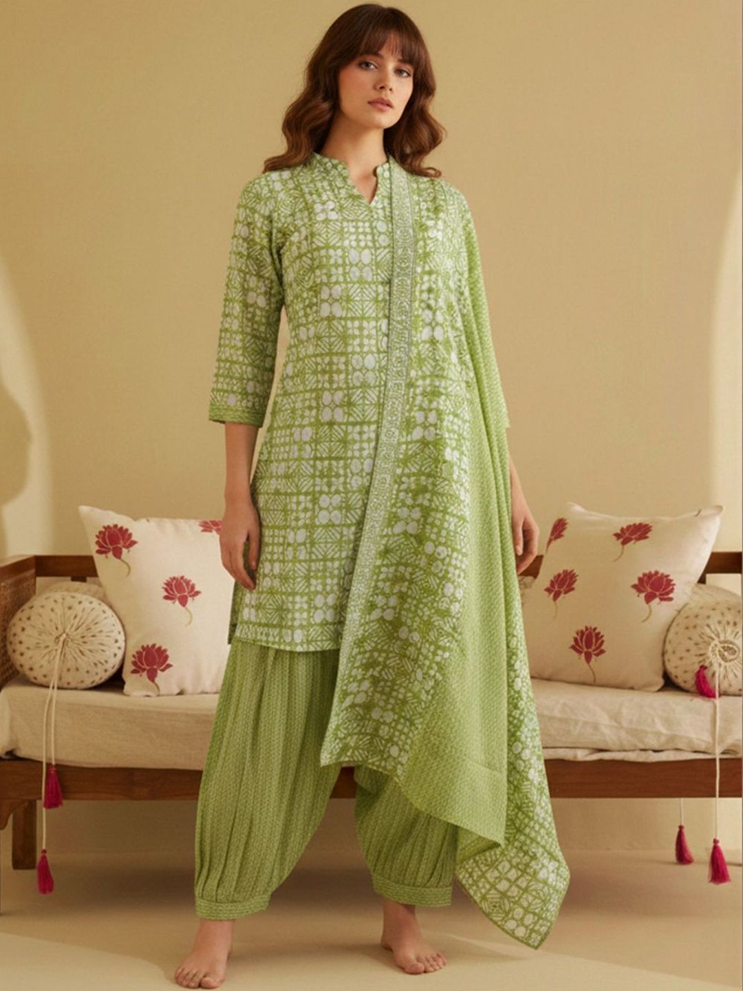 Dhiyona CH Women Printed Regular Pure Cotton Kurta with Patiala & With Dupatta