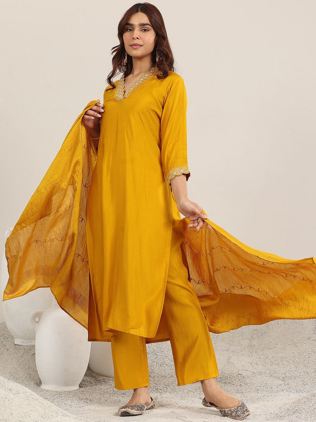 Women Ethnic Motifs Embroidered Kurta with Trousers & Dupatta