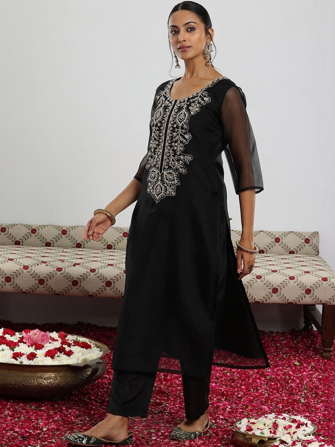 Women Ethnic Motifs Embroidered Regular Thread Work Kurta with Trousers & With Dupatta